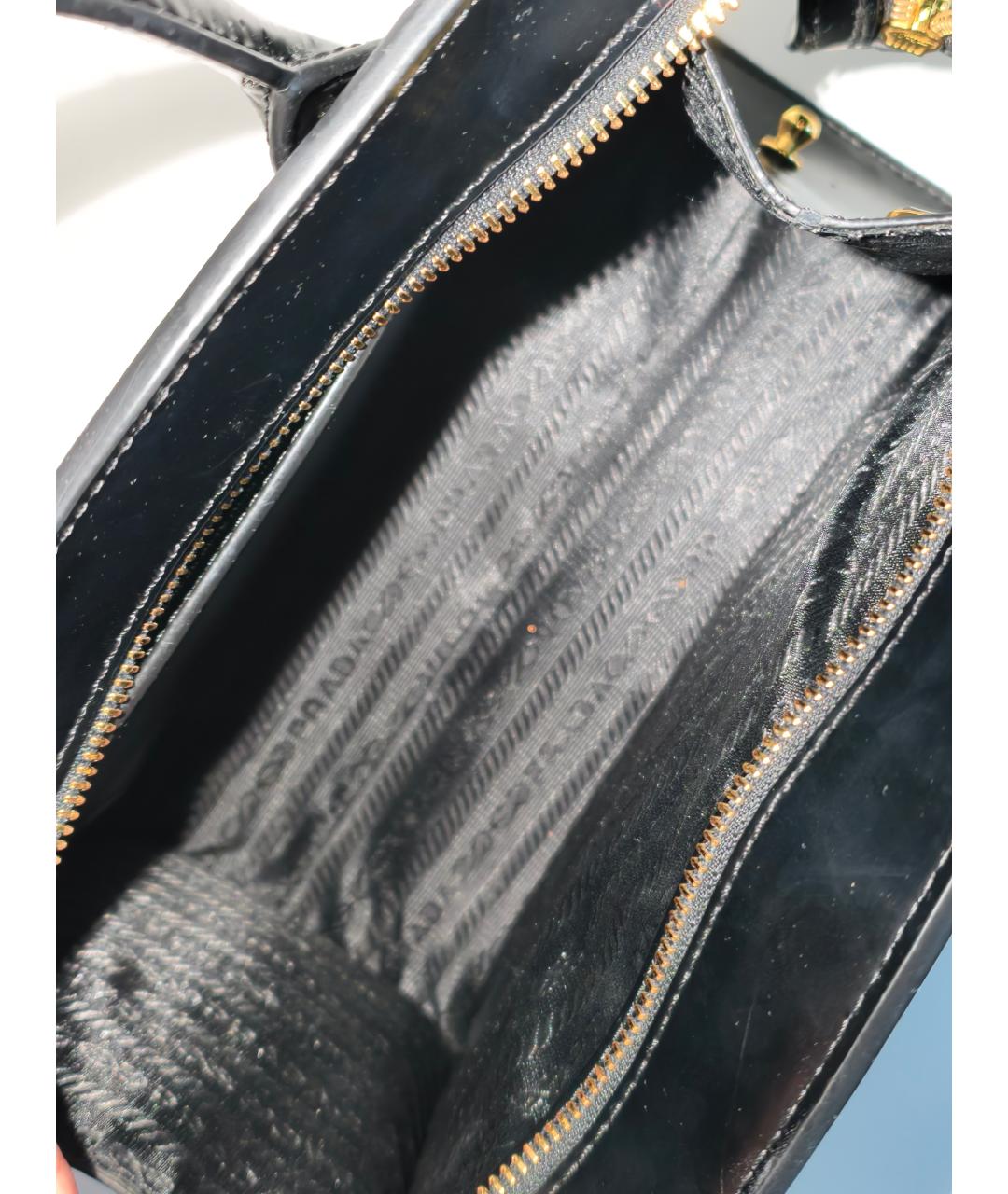 PRADA Черная кожаная сумка с короткими ручками, фото 5