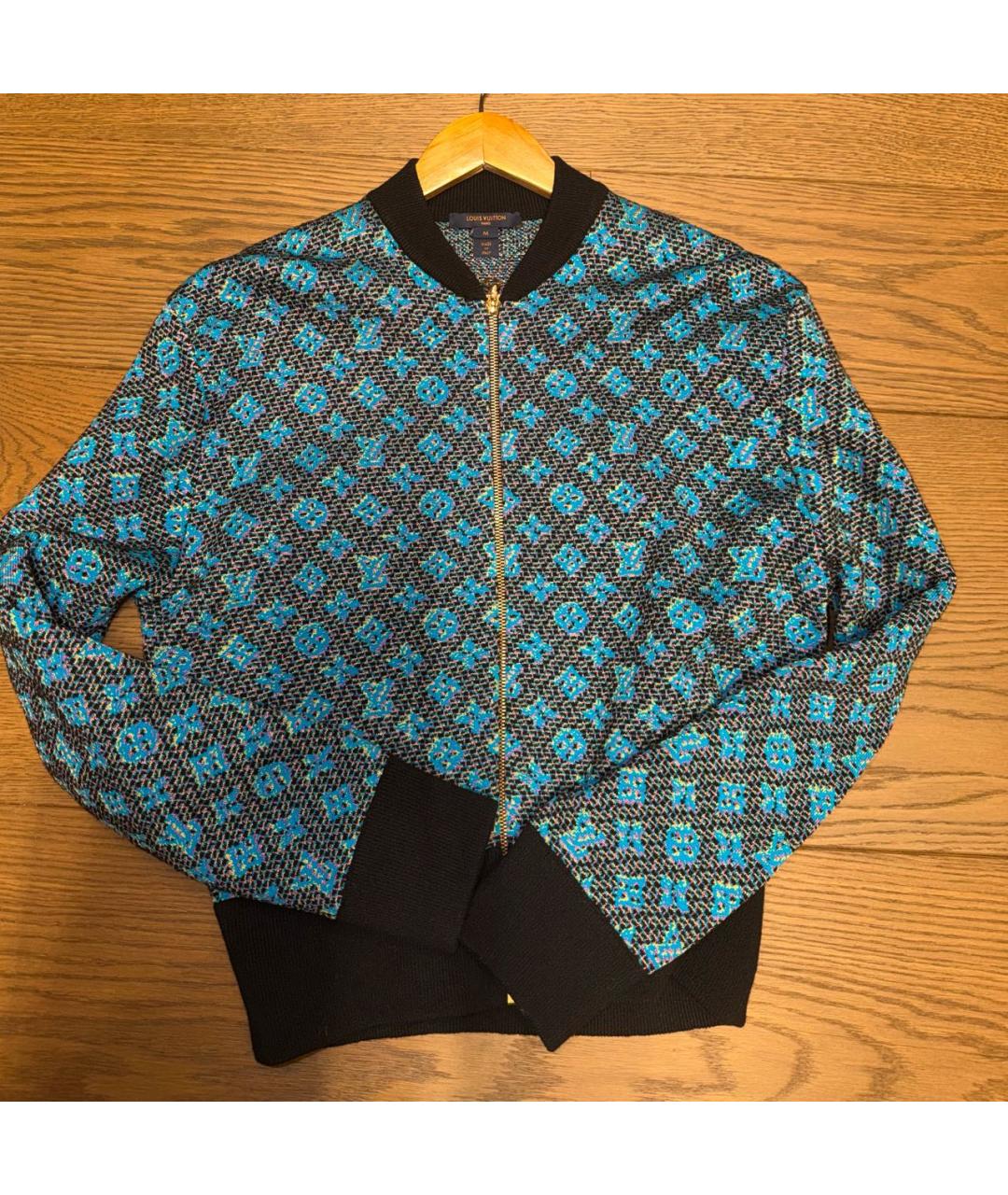 LOUIS VUITTON Бирюзовый костюм с юбками, фото 9