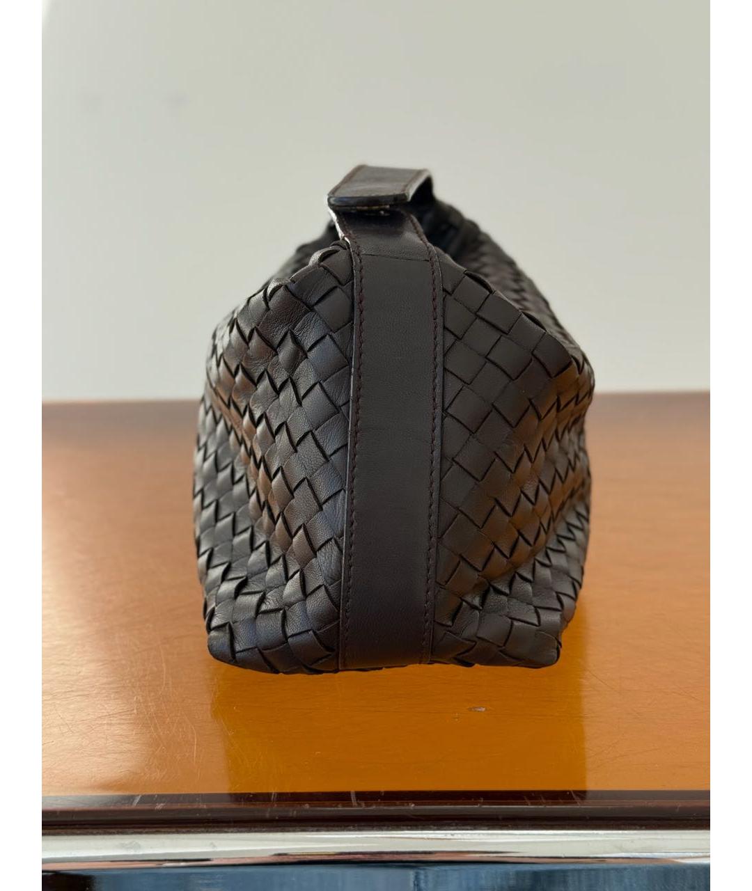 BOTTEGA VENETA Коричневая кожаная сумка с короткими ручками, фото 4
