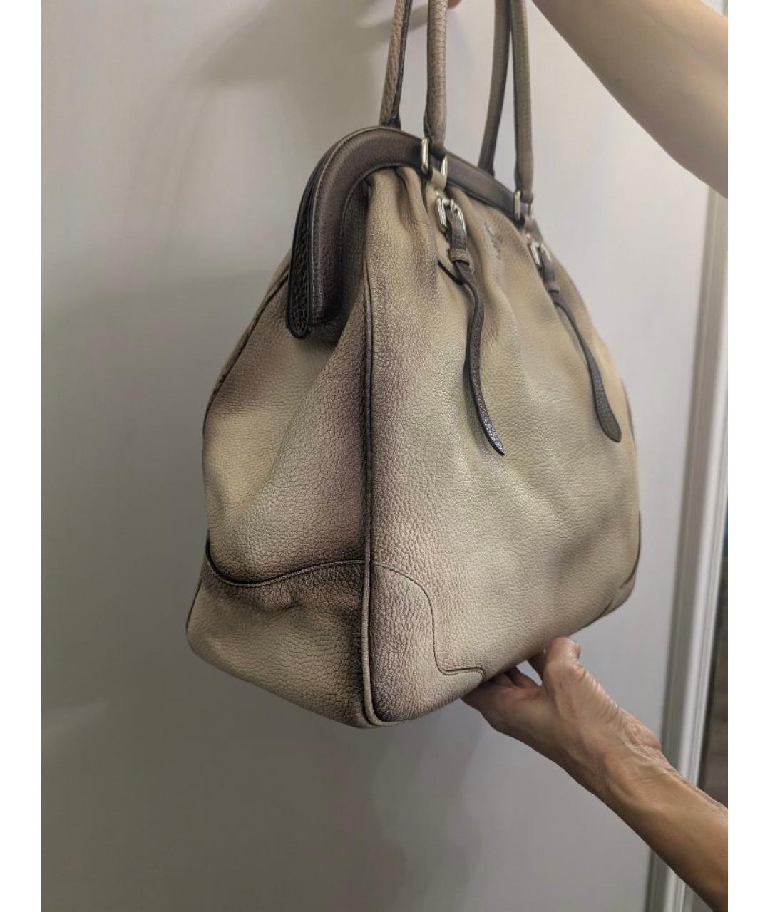 PRADA Бежевая кожаная сумка с короткими ручками, фото 2