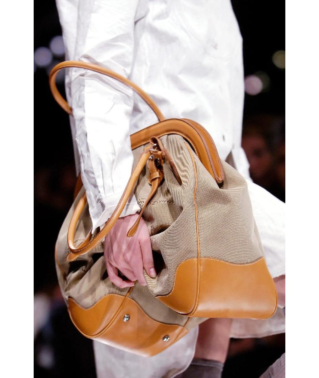 PRADA Бежевая кожаная сумка с короткими ручками, фото 7