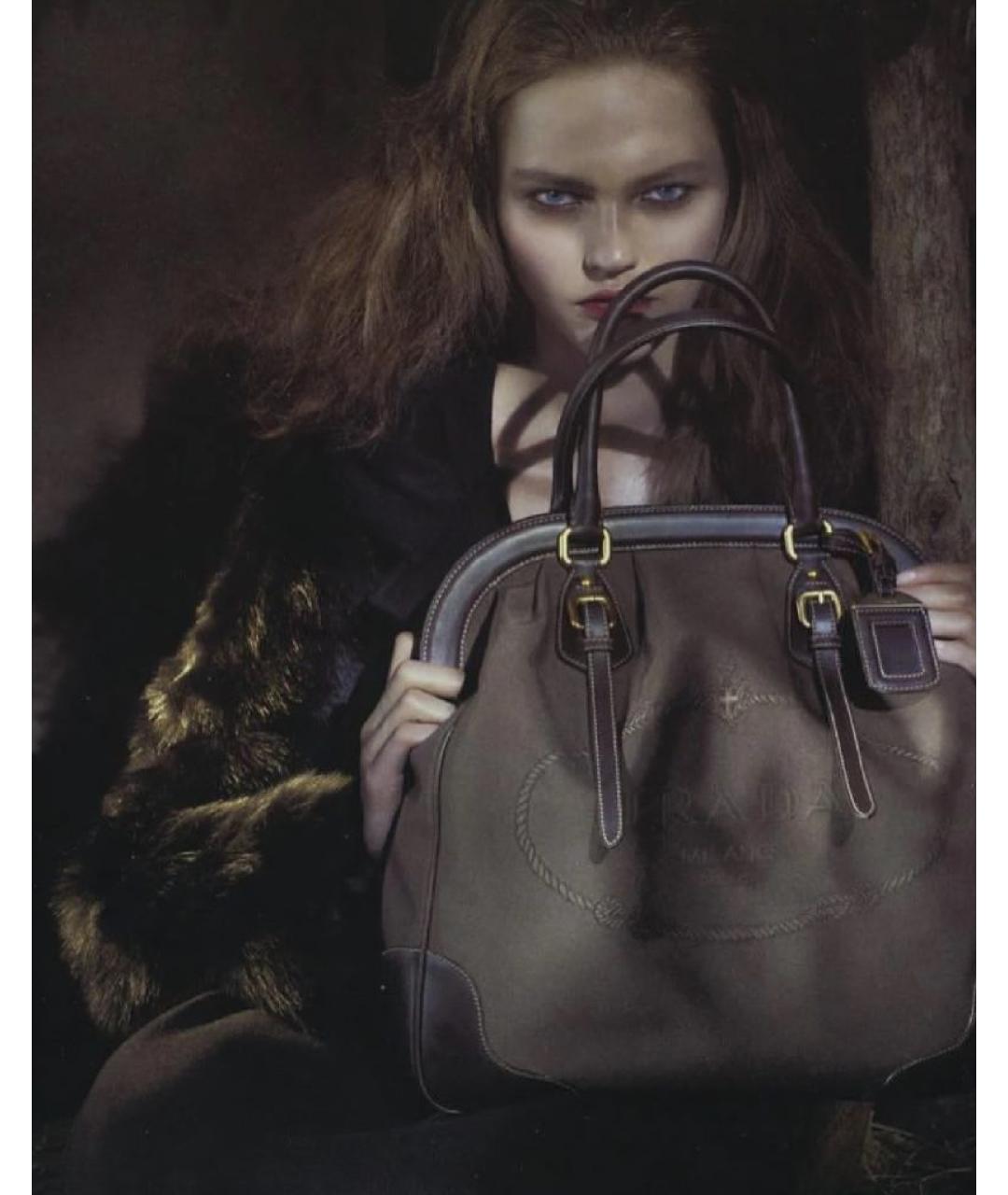 PRADA Бежевая кожаная сумка с короткими ручками, фото 5