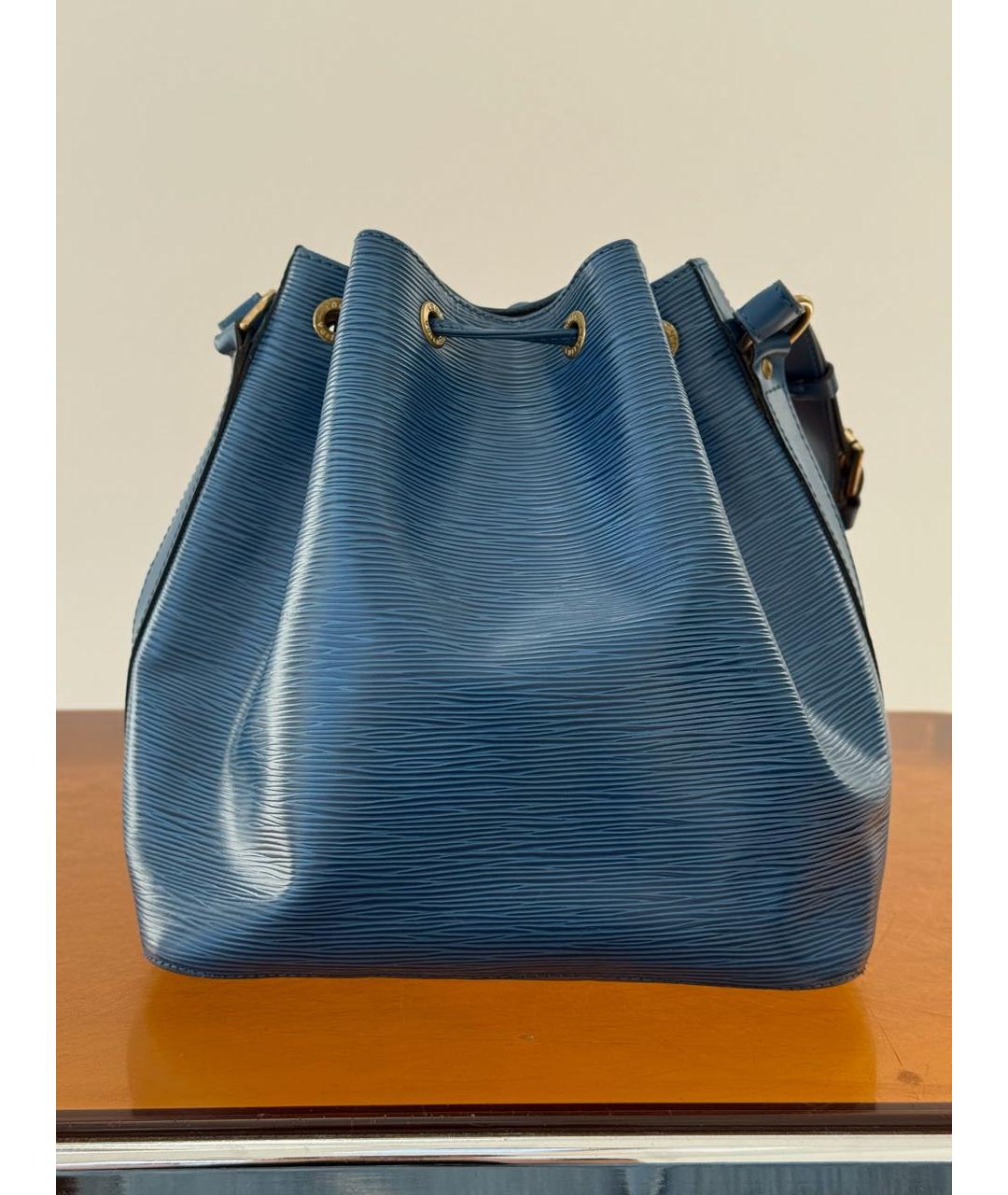 LOUIS VUITTON Синяя кожаная сумка через плечо, фото 3