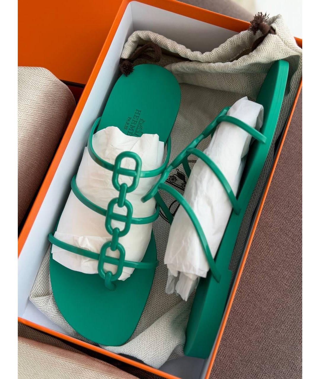 HERMES Зеленые резиновые шлепанцы, фото 2