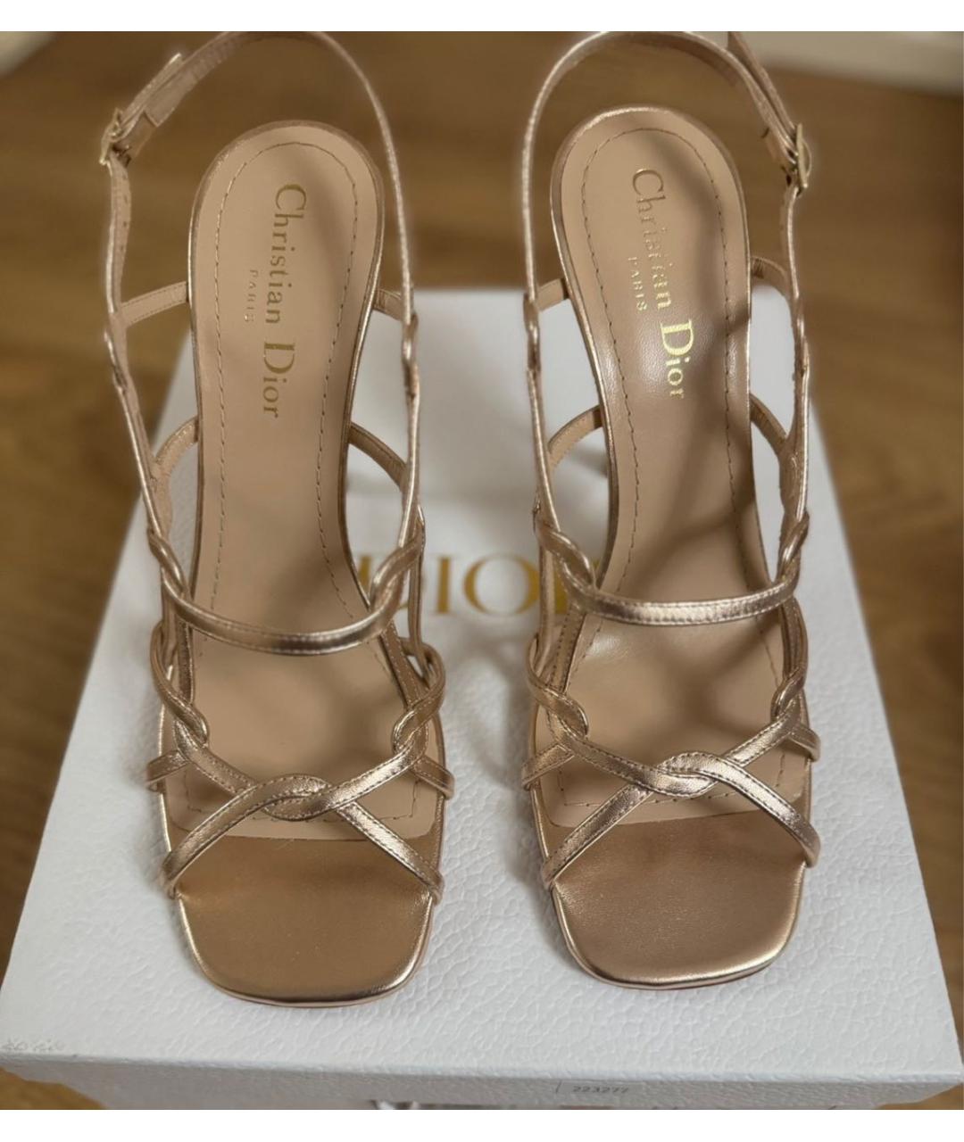 CHRISTIAN DIOR Золотые кожаные босоножки, фото 2