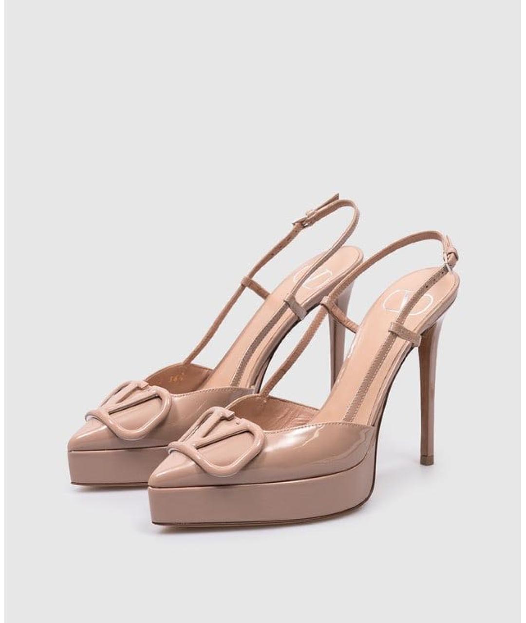 VALENTINO Бежевые босоножки из лакированной кожи, фото 6