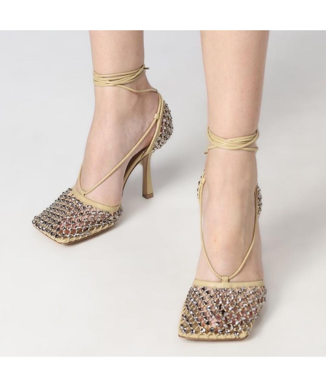 BOTTEGA VENETA Бежевые текстильные босоножки, фото 5