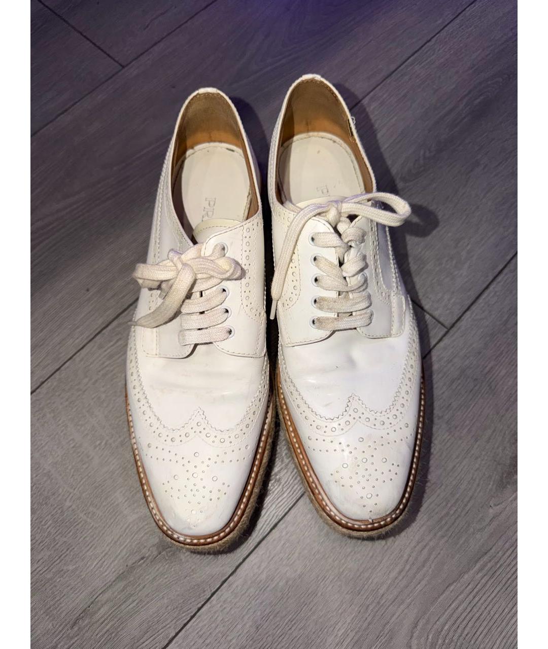 PRADA Белые кожаные лоферы, фото 2