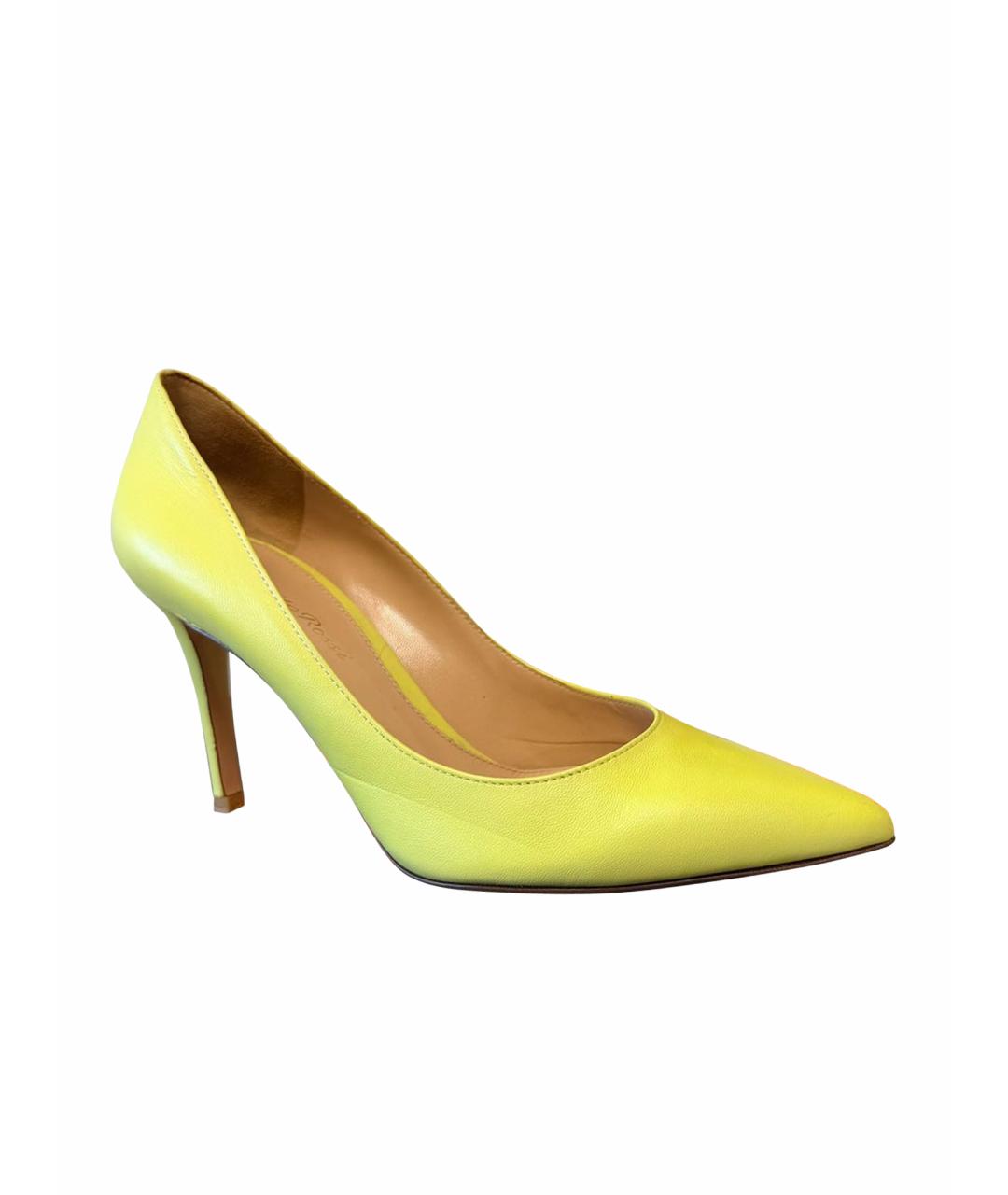 GIANVITO ROSSI Желтые лодочки на низком каблуке из лакированной кожи, фото 1