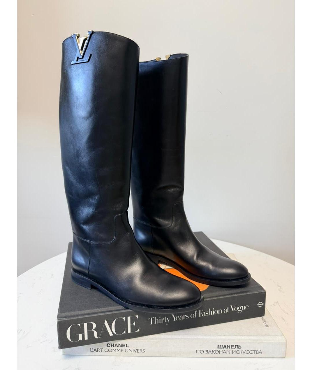 LOUIS VUITTON Черные кожаные сапоги, фото 2