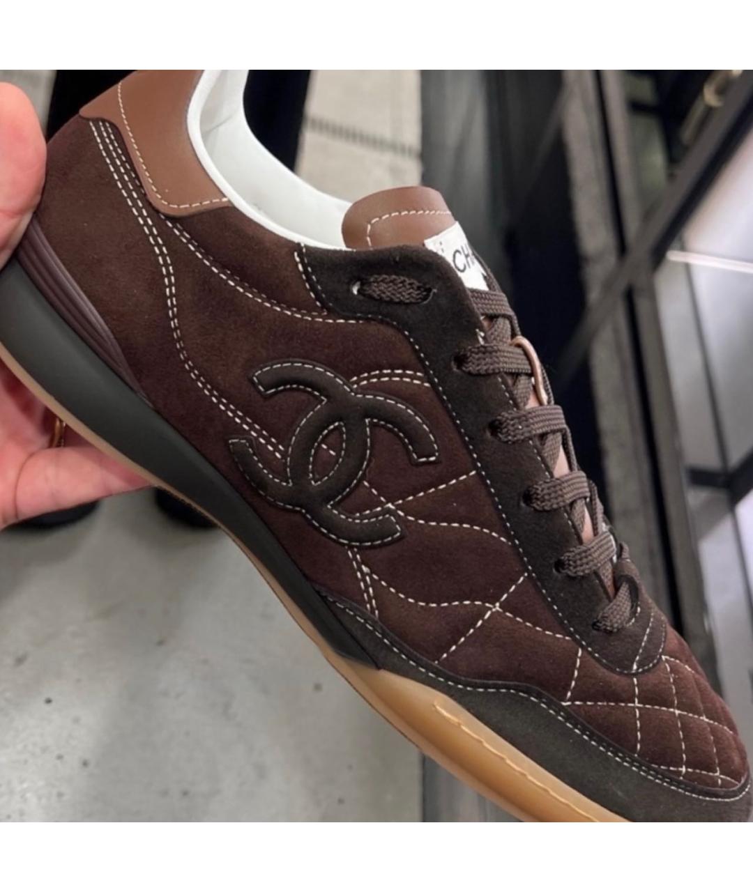 CHANEL Коричневые замшевые кеды, фото 2