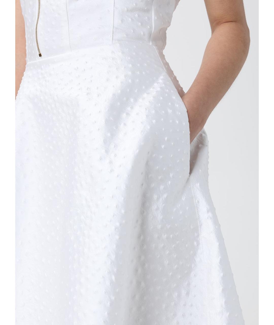 ELISABETTA FRANCHI Белое полиэстеровое коктейльное платье, фото 3