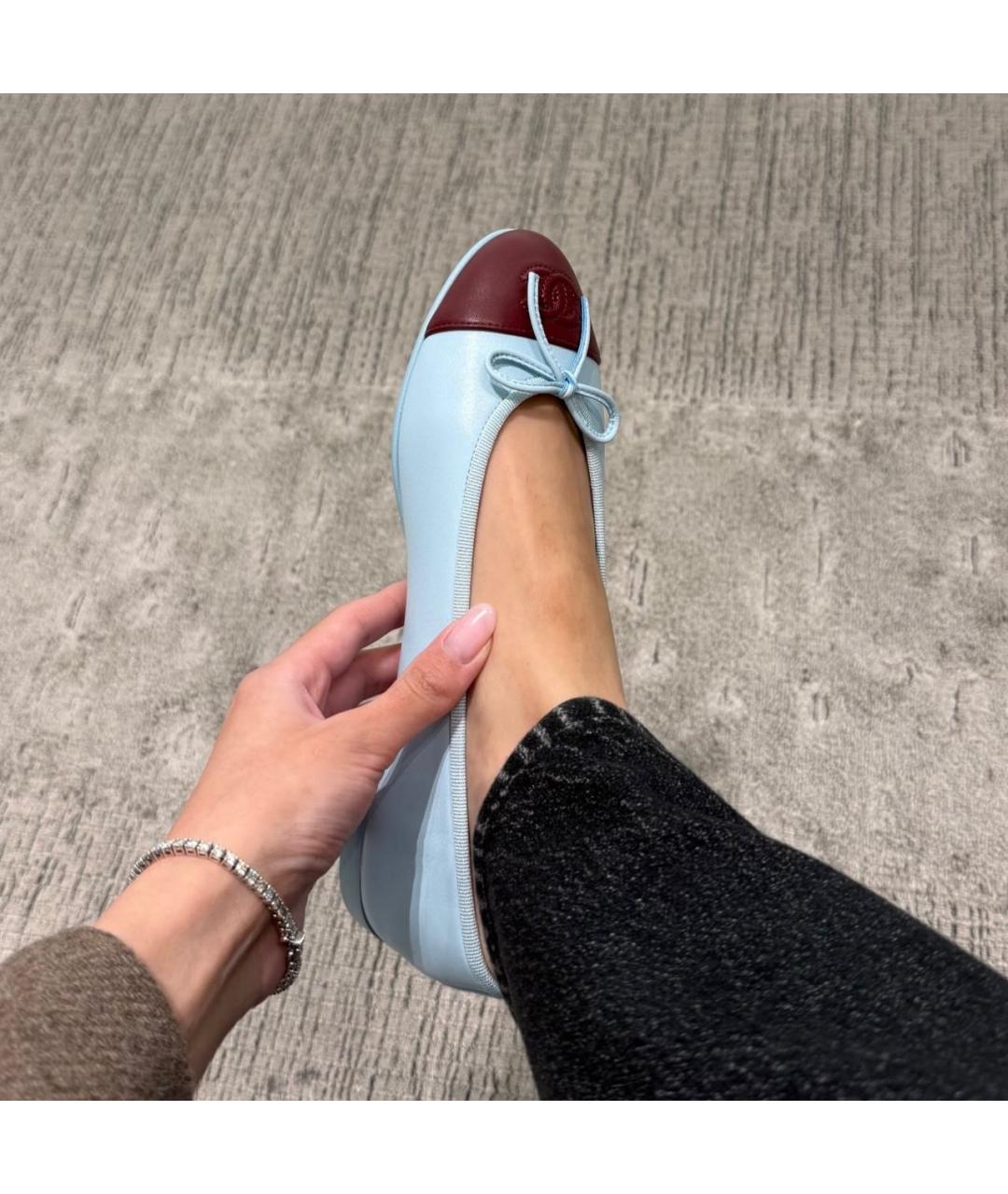 CHANEL Голубые кожаные балетки, фото 5
