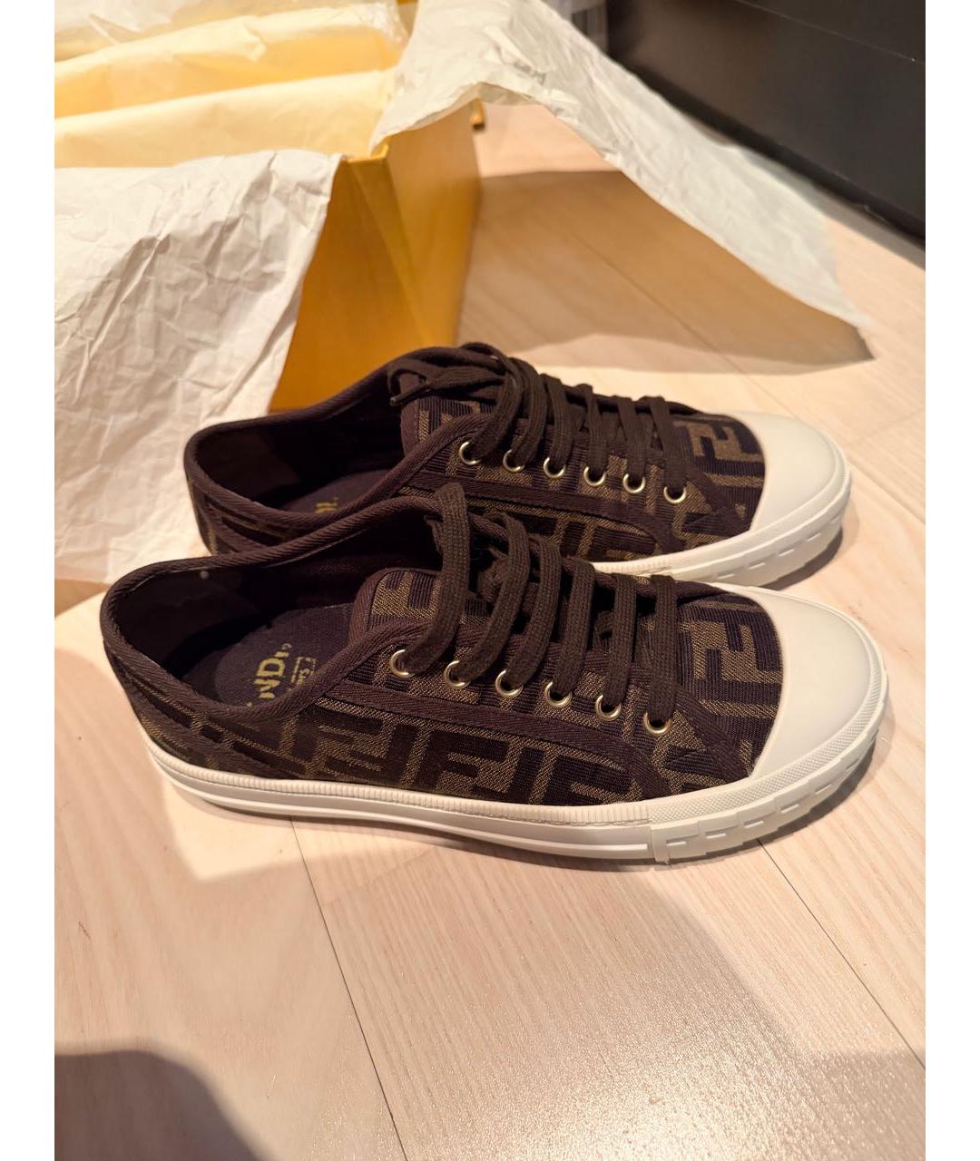 FENDI Коричневые текстильные кеды, фото 7