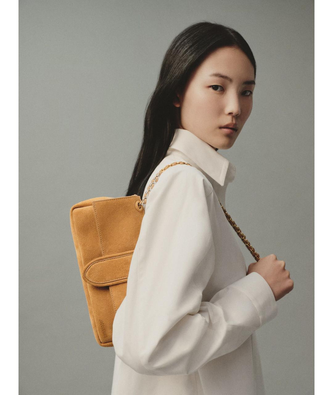 JACQUEMUS Бежевая замшевая сумка через плечо, фото 2