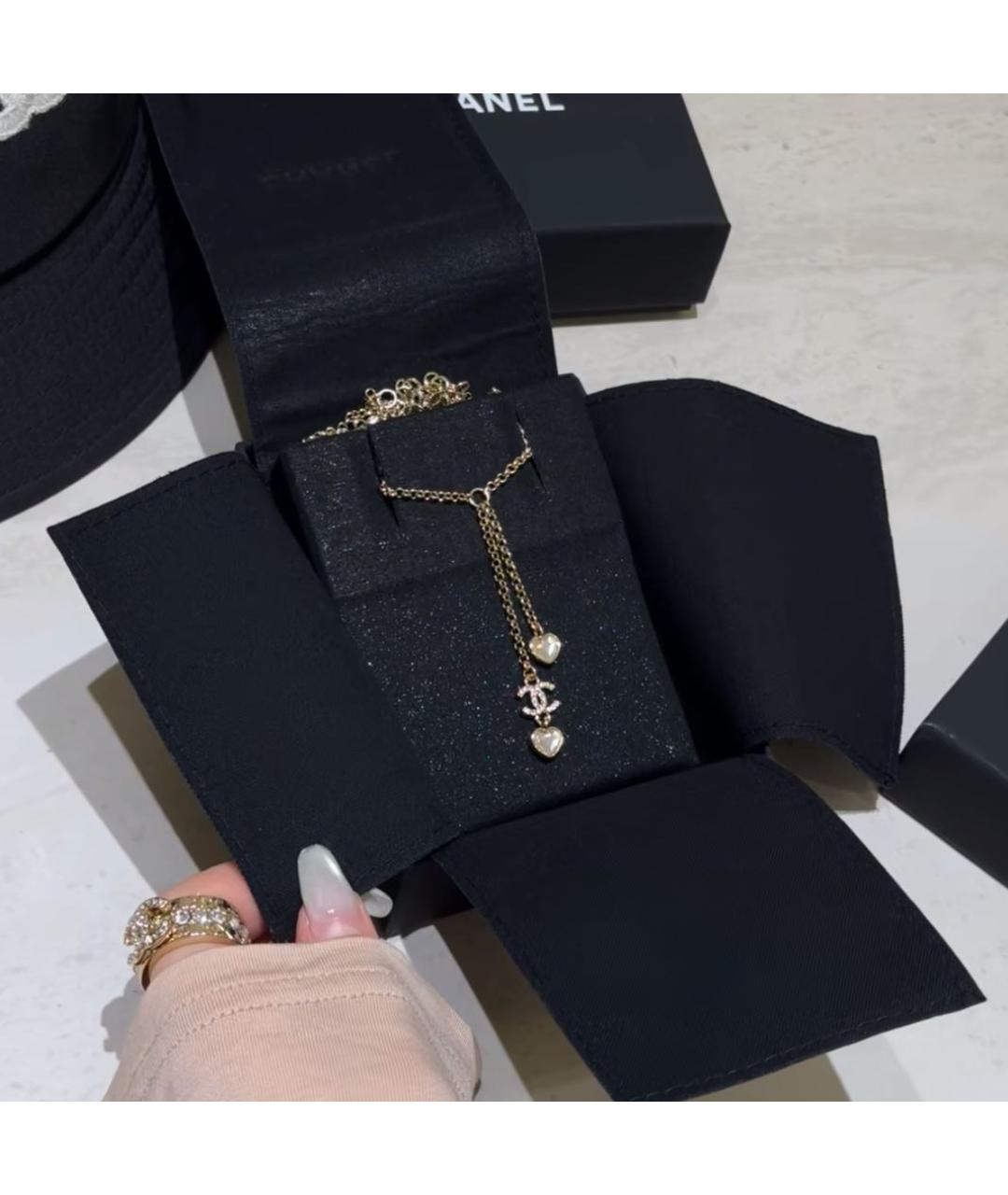 CHANEL Золотое металлическое колье, фото 2