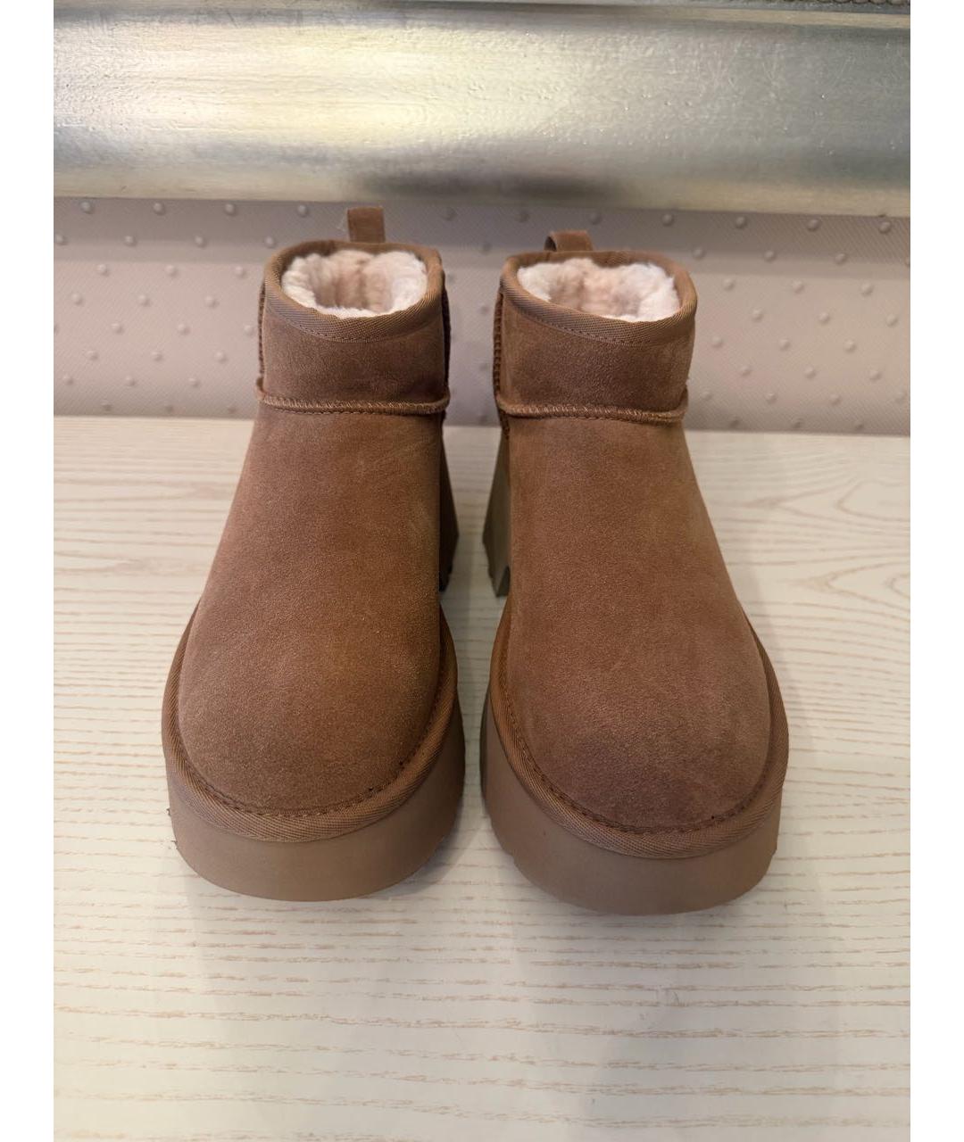 UGG AUSTRALIA Коричневые сапоги, фото 2