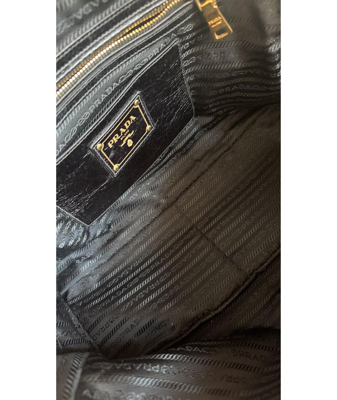 PRADA Черная кожаная сумка с короткими ручками, фото 7