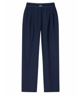 ALO YOGA Спортивные брюки и шорты