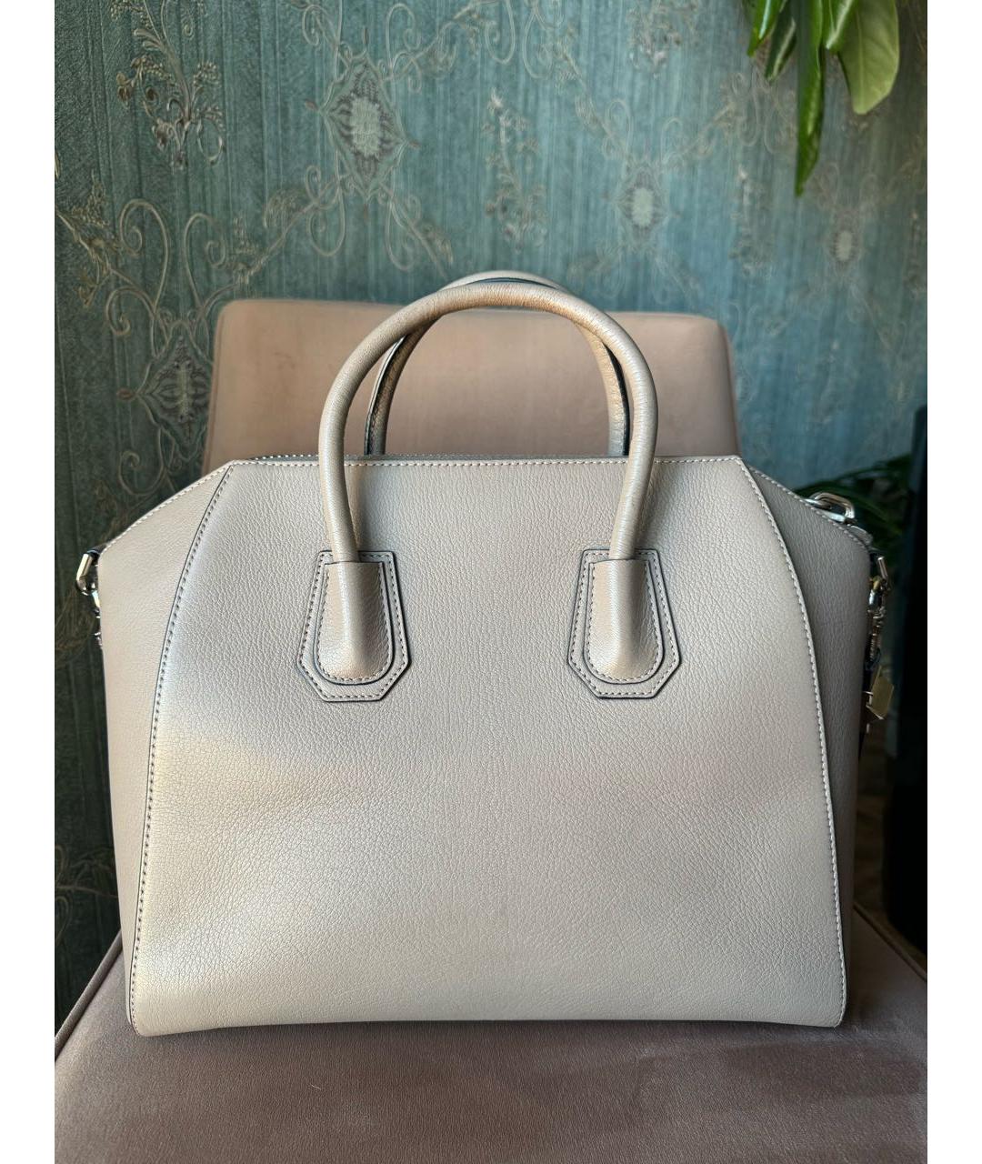 GIVENCHY Бежевая кожаная сумка с короткими ручками, фото 3