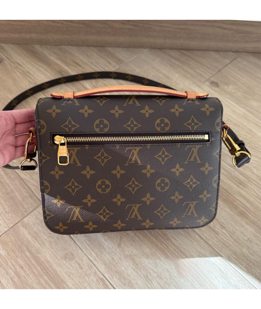 LOUIS VUITTON Коричневая сумка через плечо, фото 2