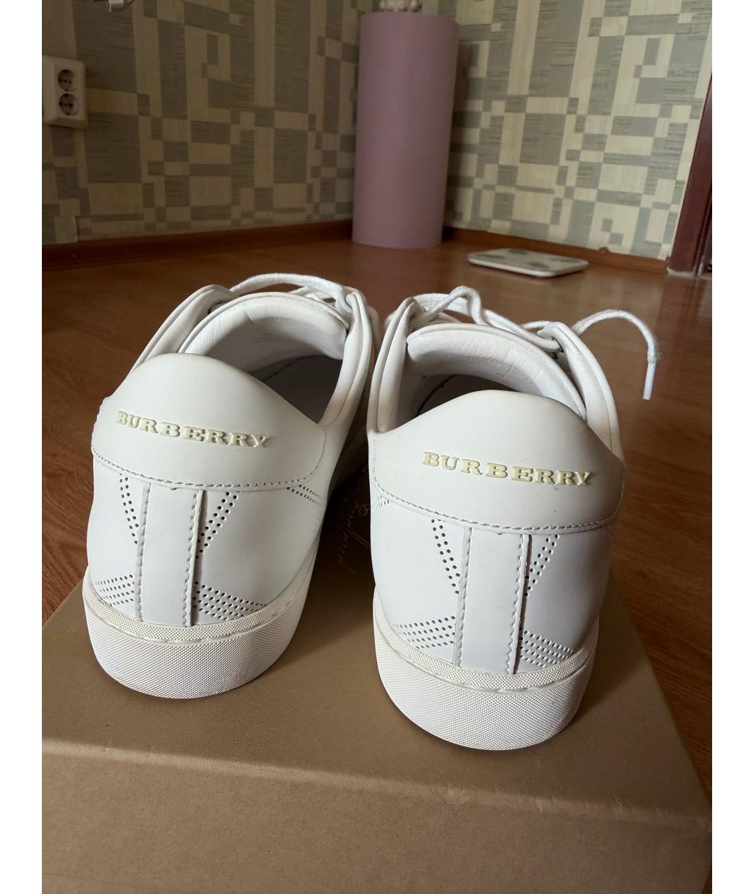 BURBERRY Белые кожаные кеды, фото 4