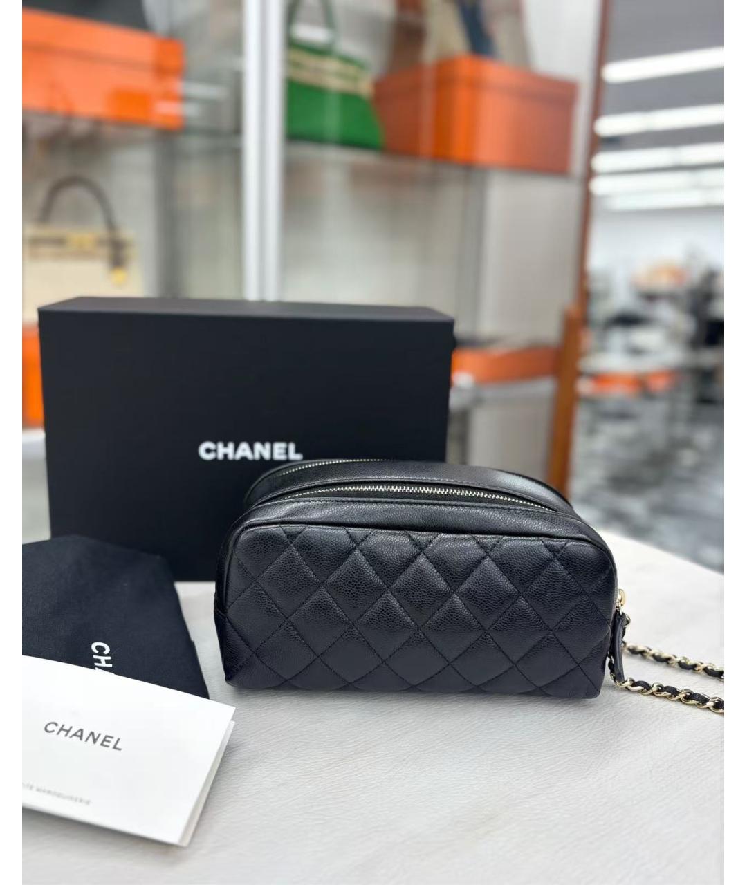 CHANEL Черная кожаная сумка через плечо, фото 4