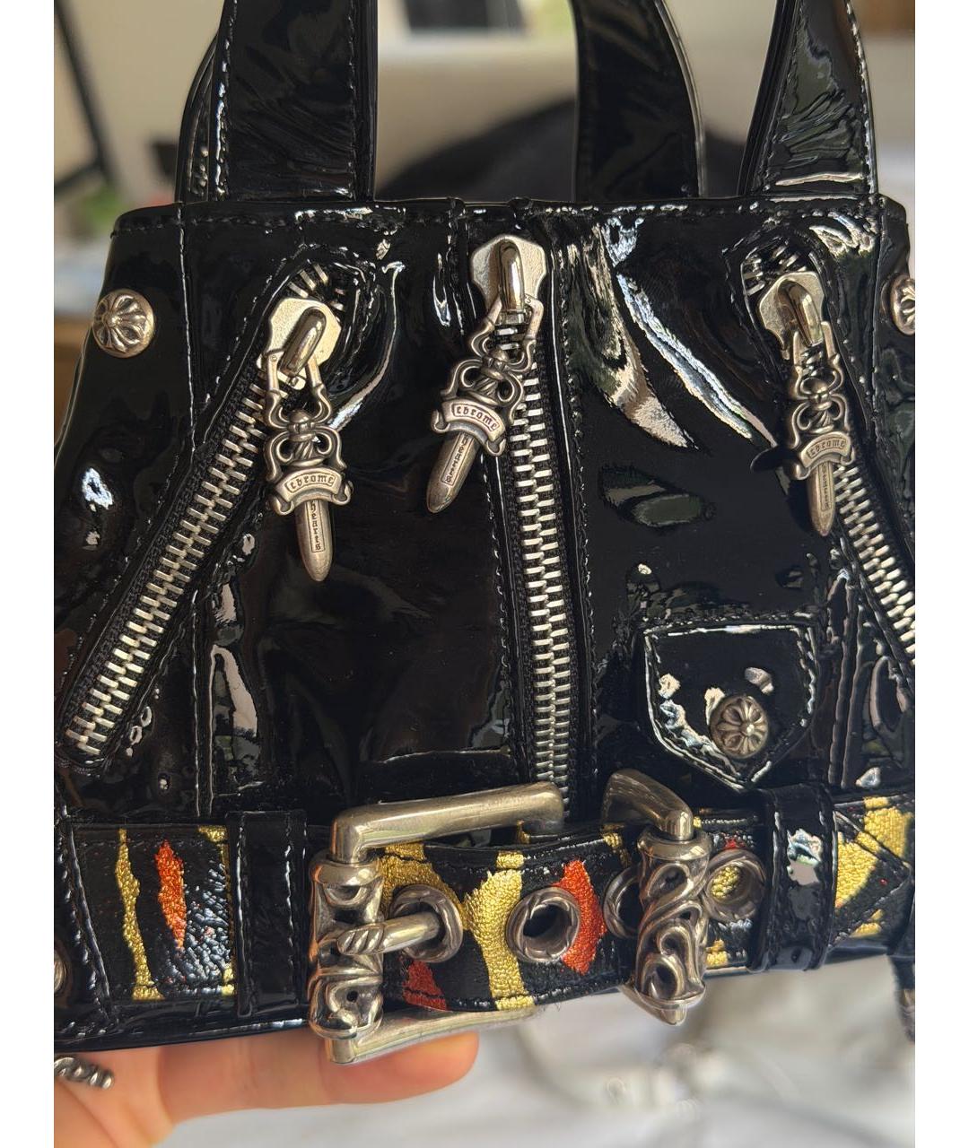 CHROME HEARTS Черная сумка с короткими ручками из лакированной кожи, фото 5