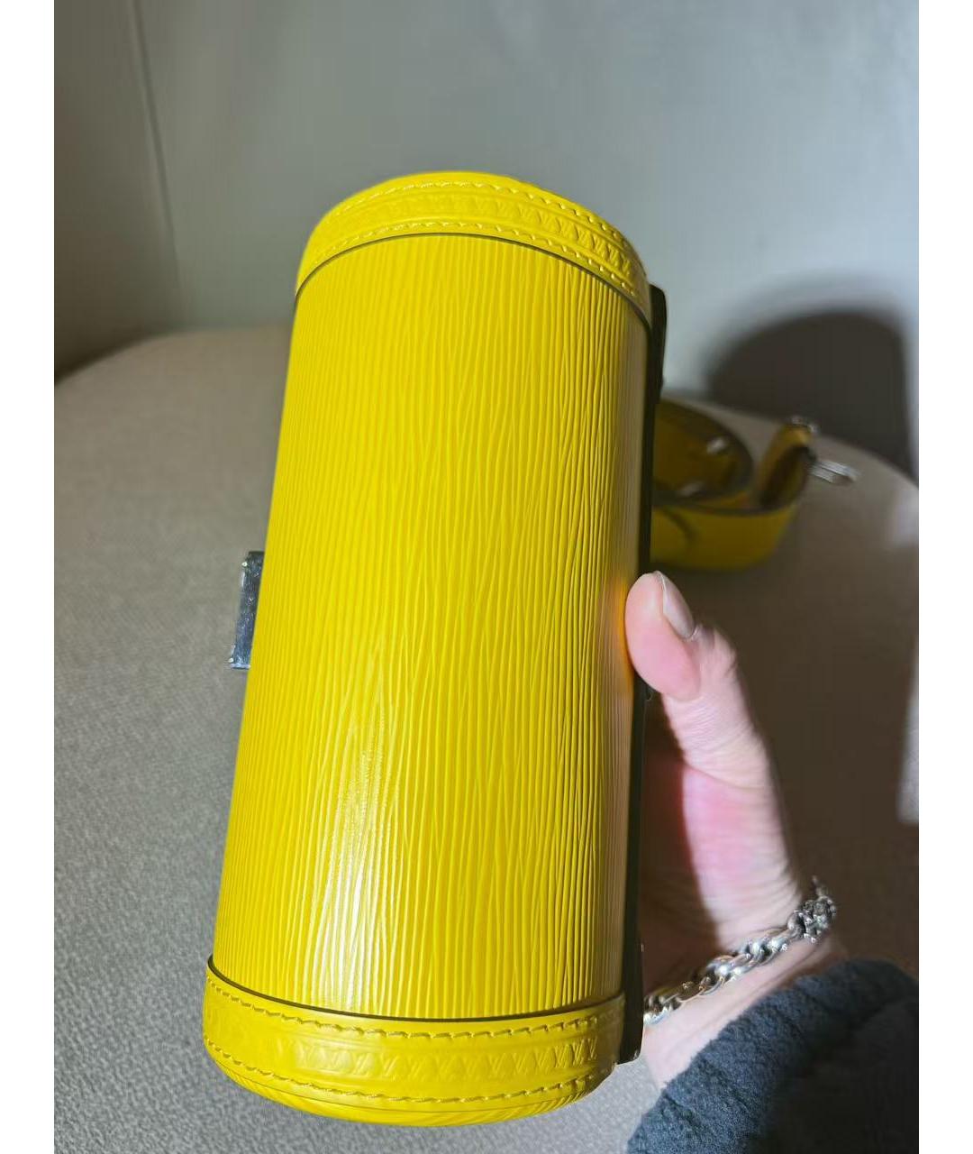 LOUIS VUITTON Желтая кожаная сумка через плечо, фото 4