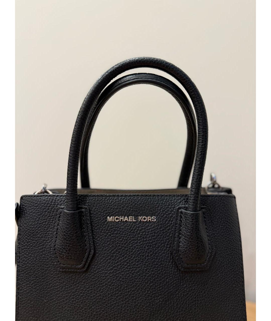 MICHAEL KORS Черная кожаная сумка с короткими ручками, фото 3