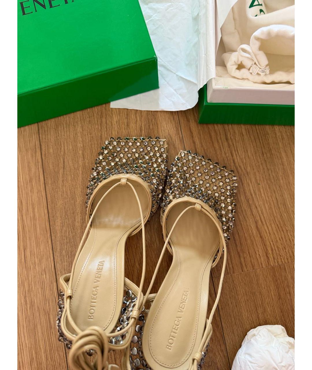 BOTTEGA VENETA Бежевые кожаные туфли, фото 3