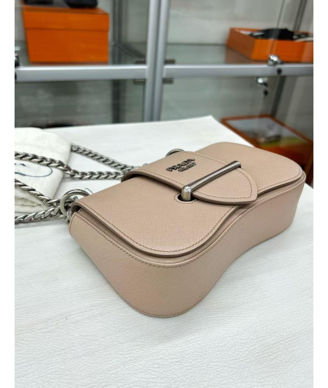 PRADA Бежевая кожаная сумка через плечо, фото 5
