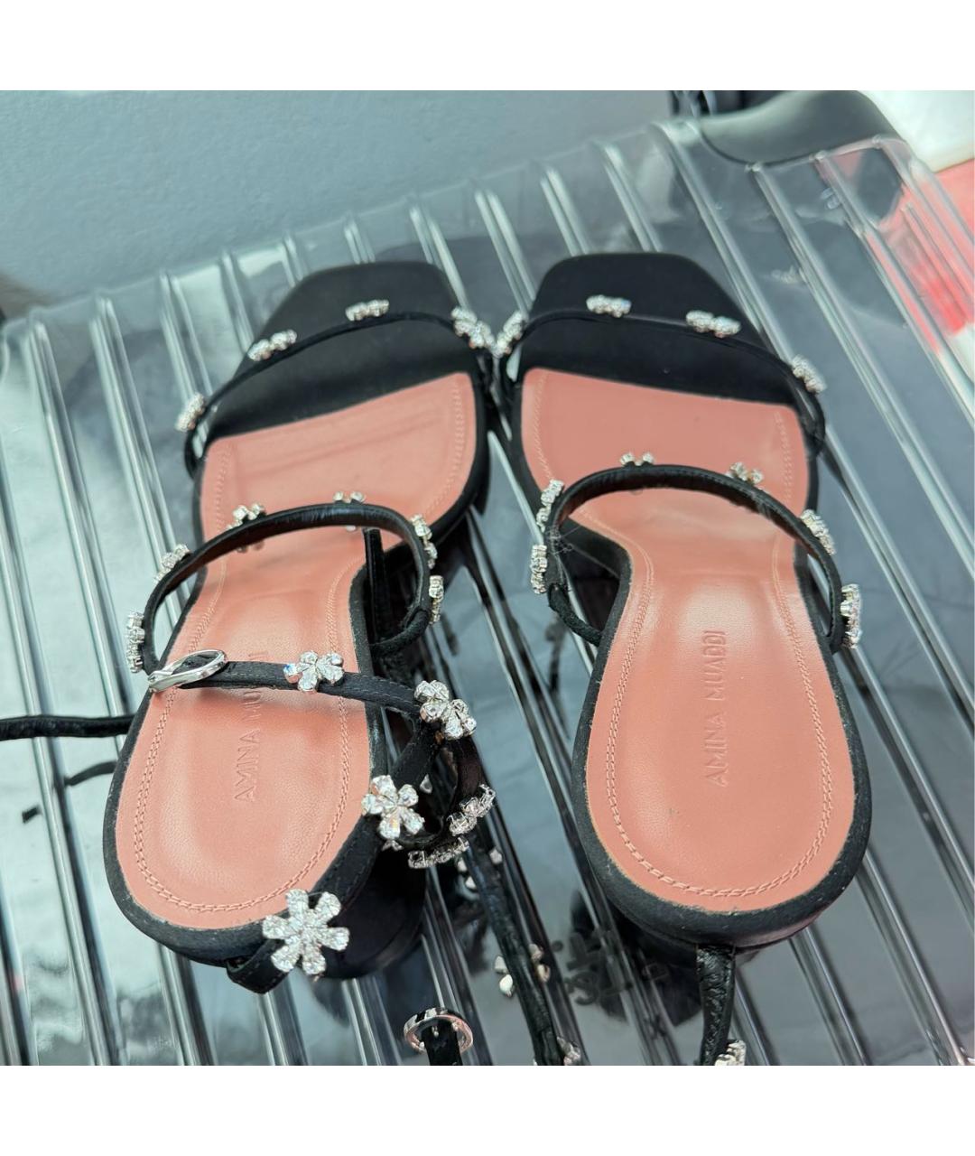 Amina Muaddi Черные босоножки, фото 3