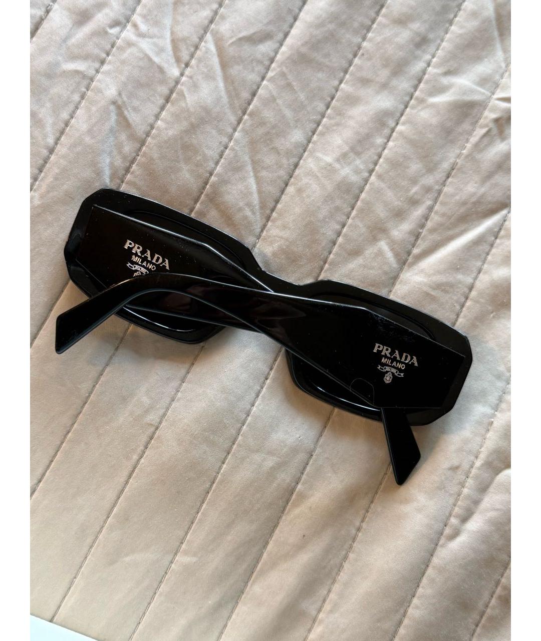 PRADA Черные пластиковые солнцезащитные очки, фото 8