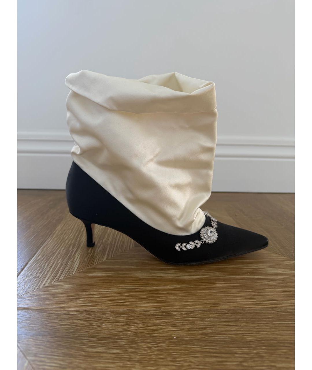 MANOLO BLAHNIK Белые текстильные ботильоны, фото 7