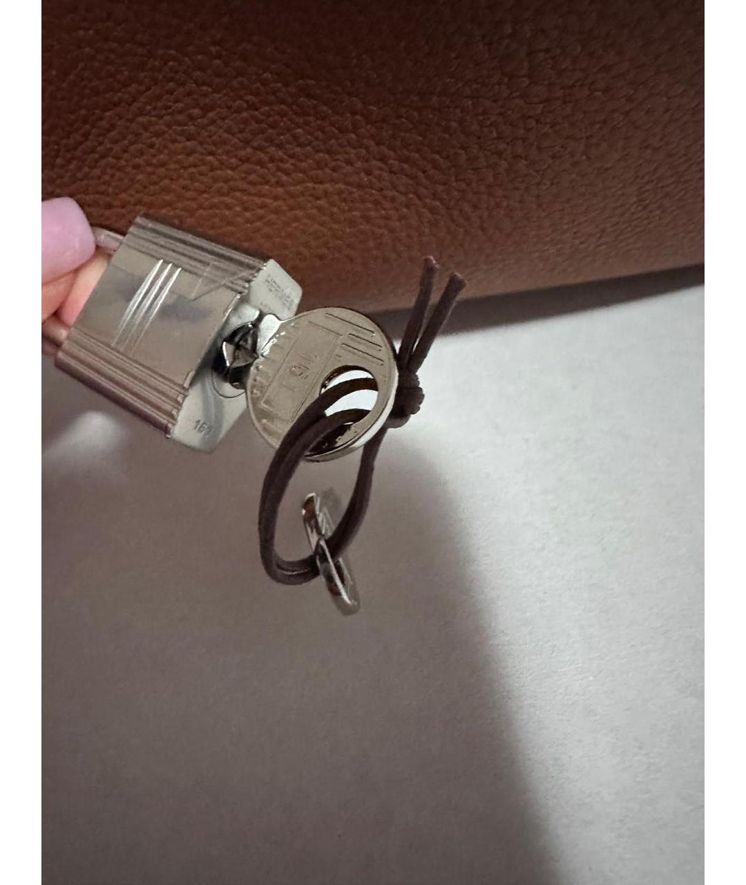 HERMES Коричневая кожаная сумка с короткими ручками, фото 6