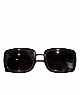 CHANEL Солнцезащитные очки