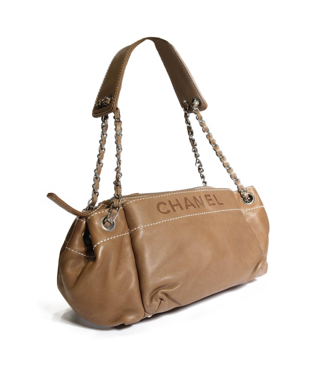 CHANEL Бежевая кожаная сумка с короткими ручками, фото 2