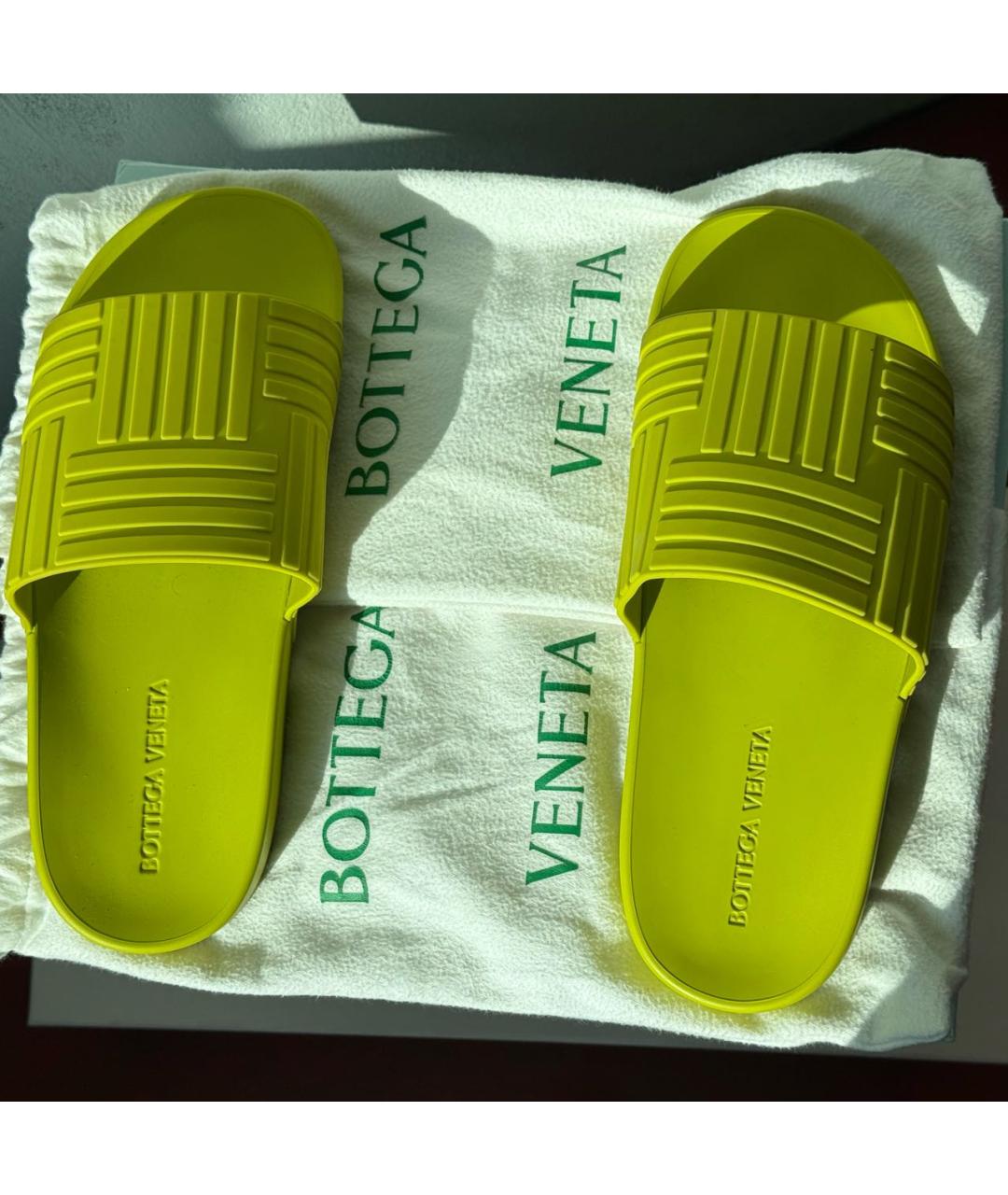 BOTTEGA VENETA Зеленые резиновые шлепанцы, фото 5