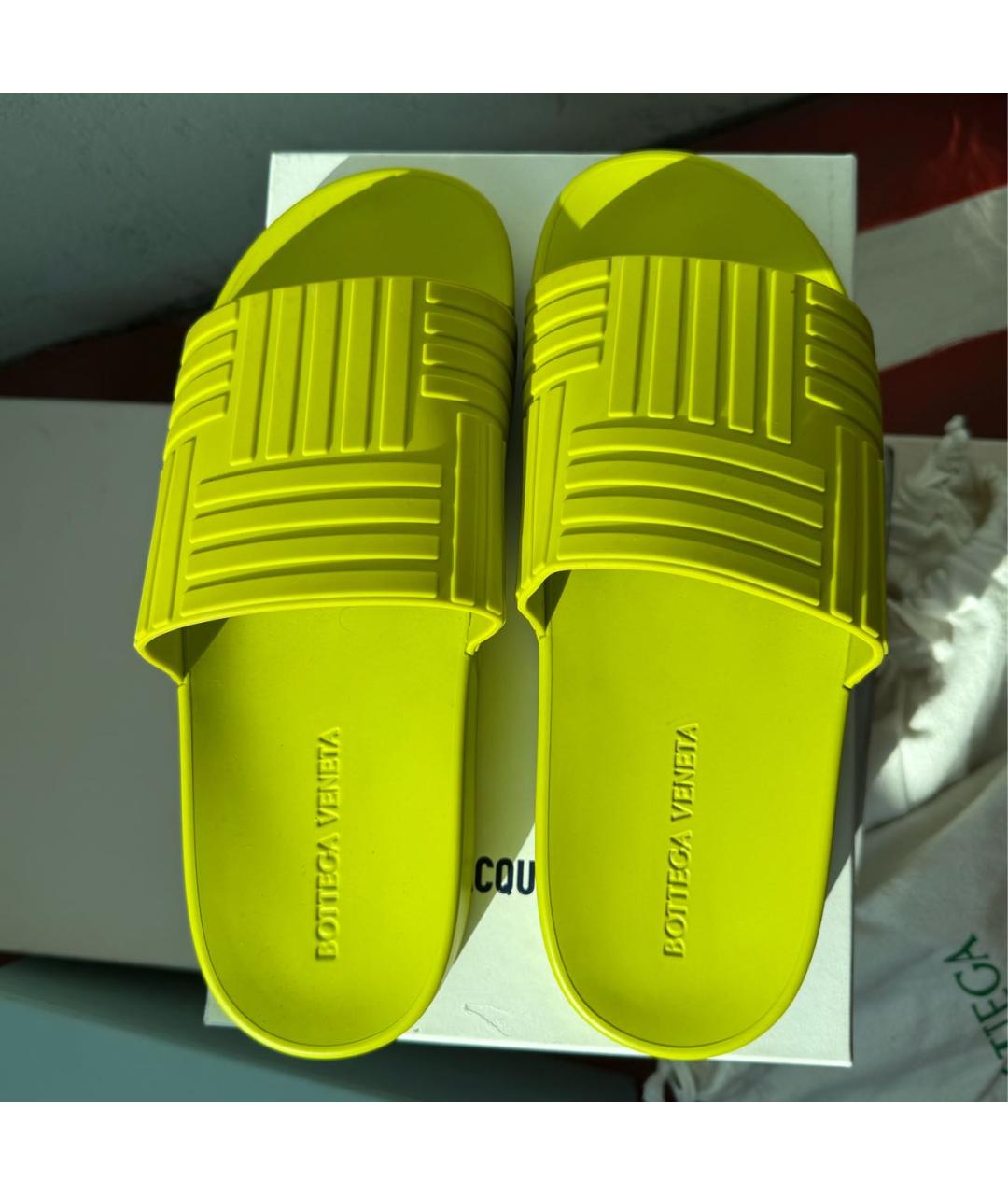 BOTTEGA VENETA Зеленые резиновые шлепанцы, фото 3