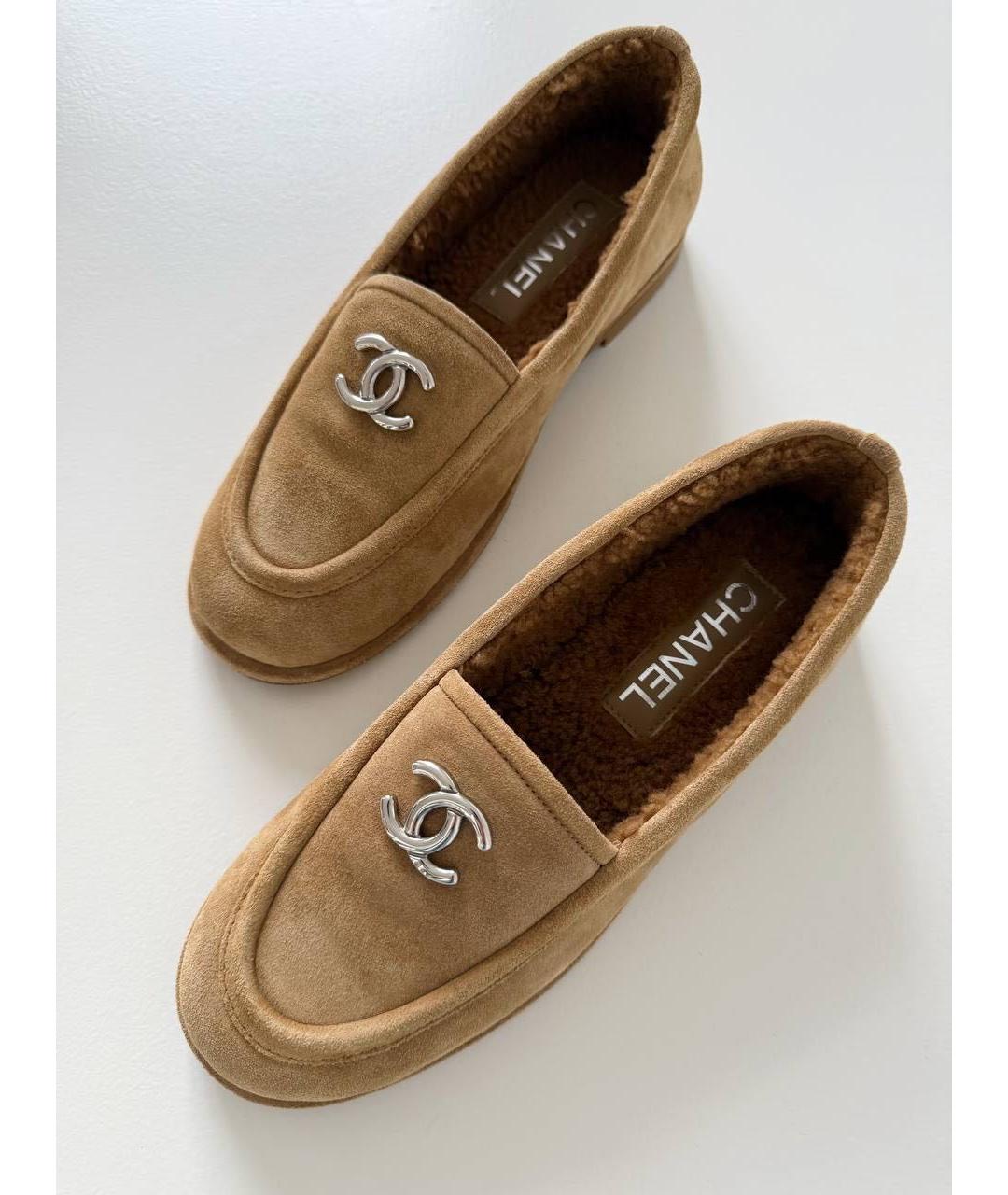 CHANEL Бежевые замшевые лоферы, фото 2