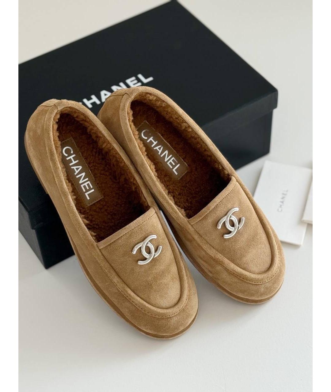 CHANEL Бежевые замшевые лоферы, фото 3