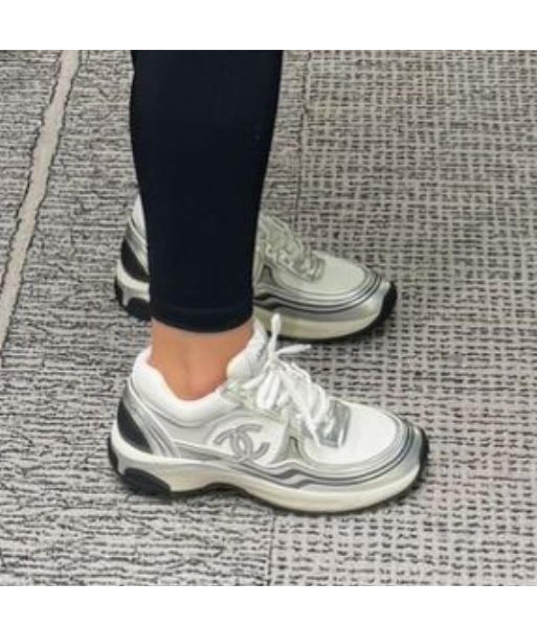 CHANEL Белые кроссовки, фото 2