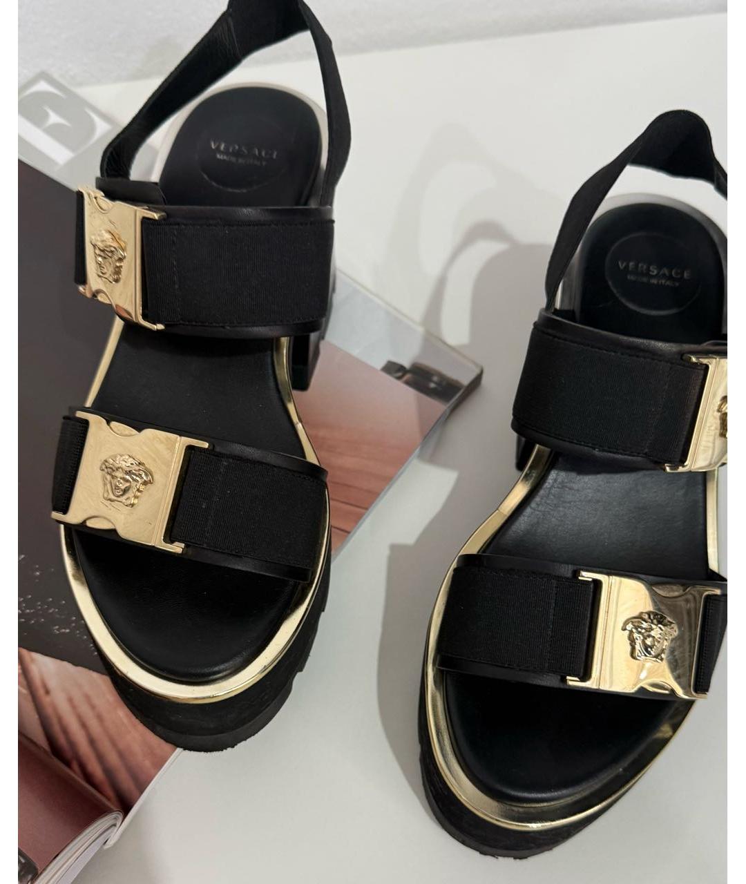 VERSACE Черные кожаные босоножки, фото 4