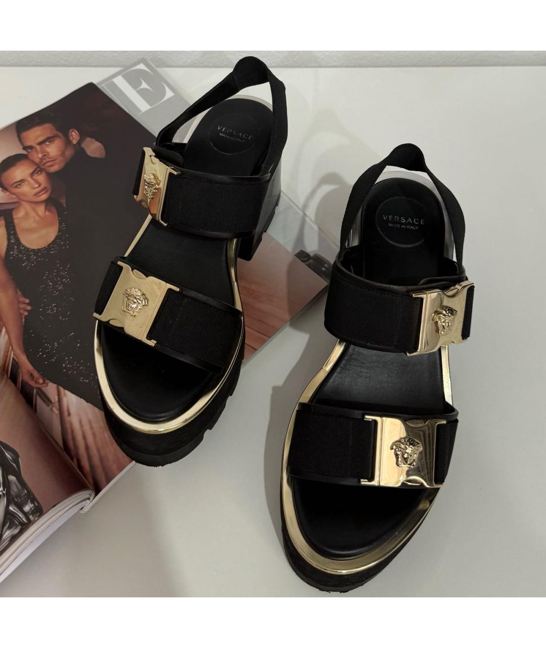 VERSACE Черные кожаные босоножки, фото 3