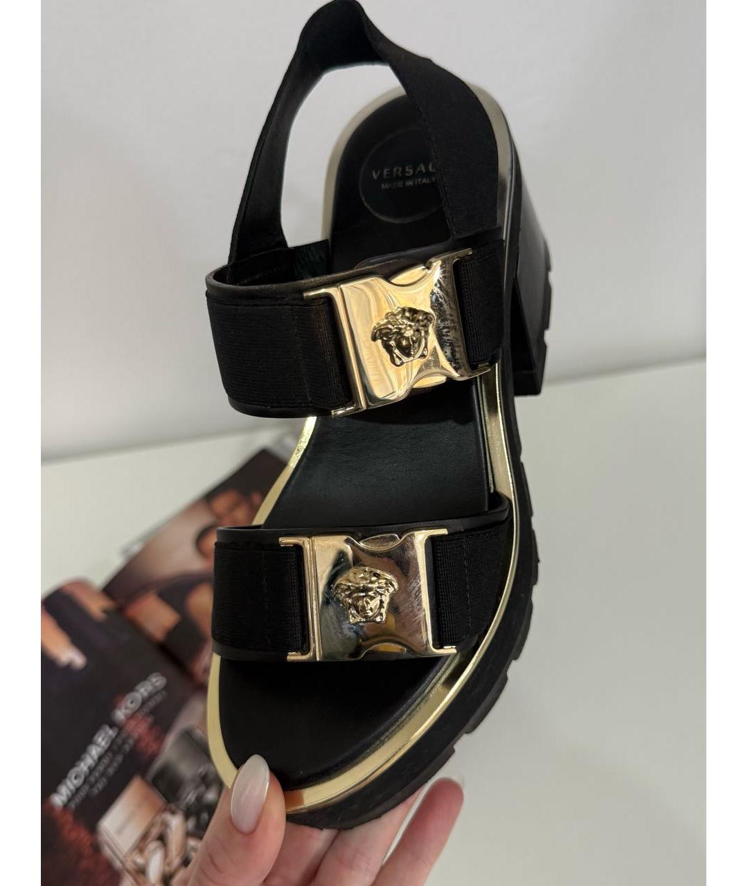 VERSACE Черные кожаные босоножки, фото 5