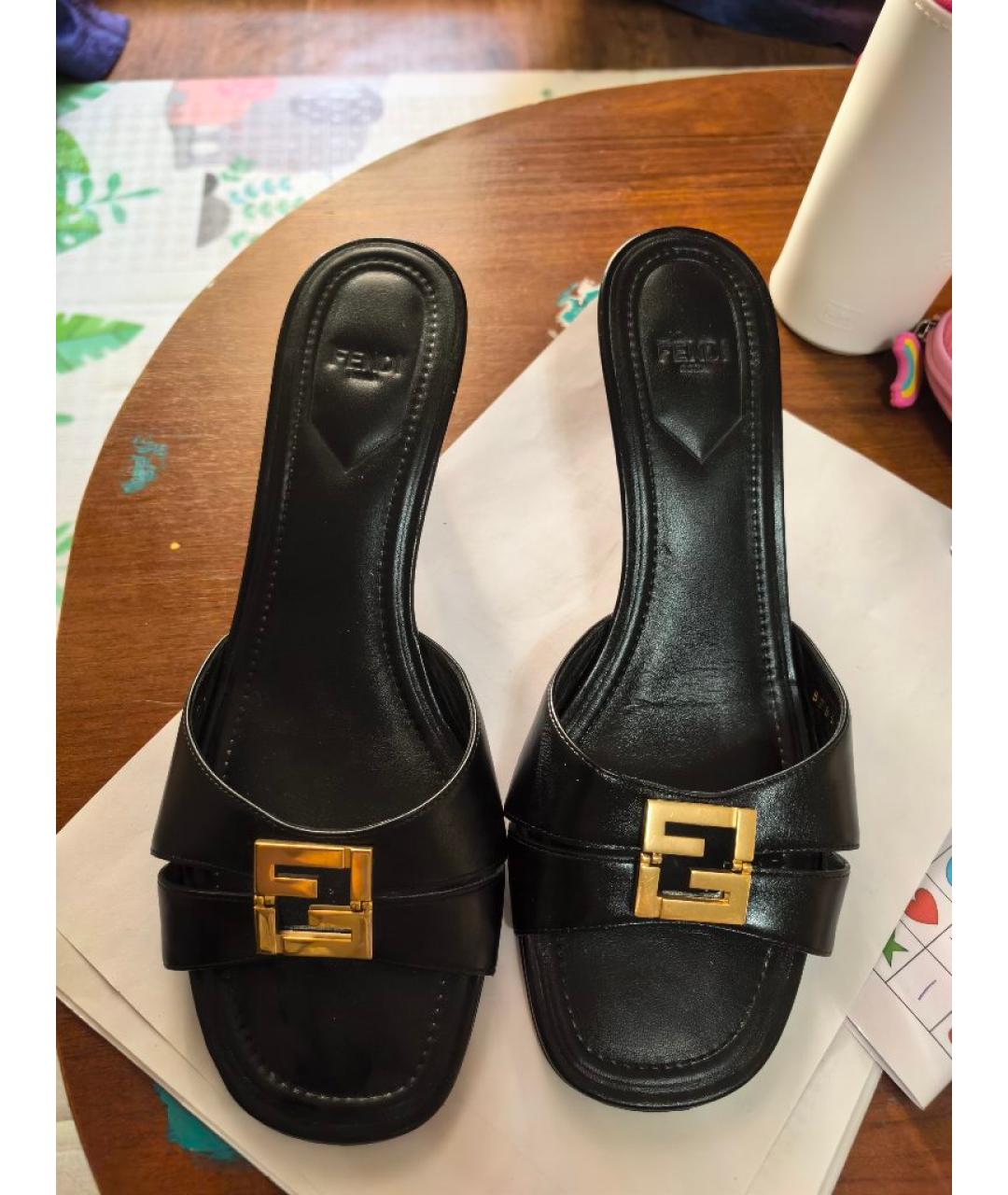 FENDI Черные кожаные босоножки, фото 2