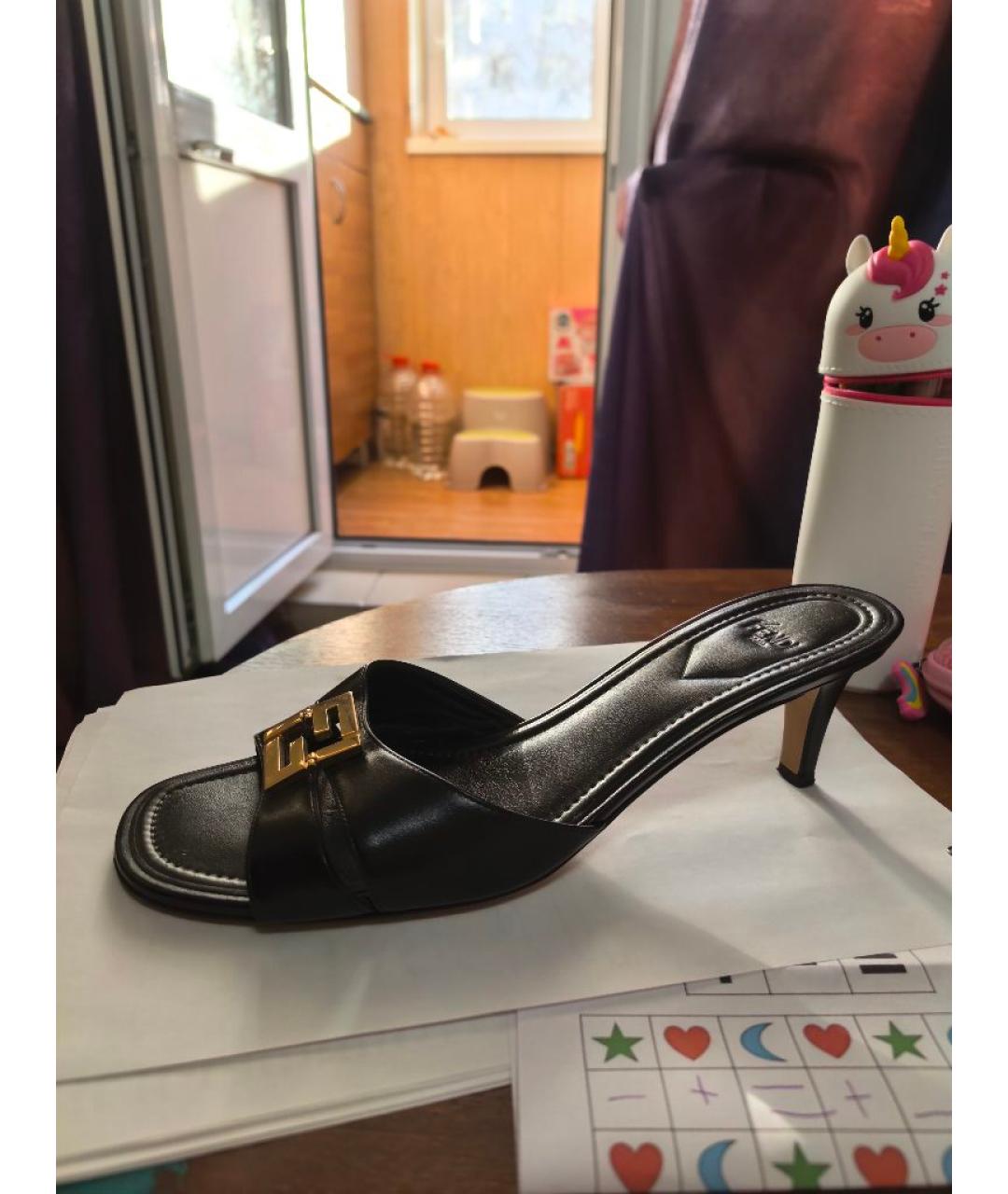 FENDI Черные кожаные босоножки, фото 5