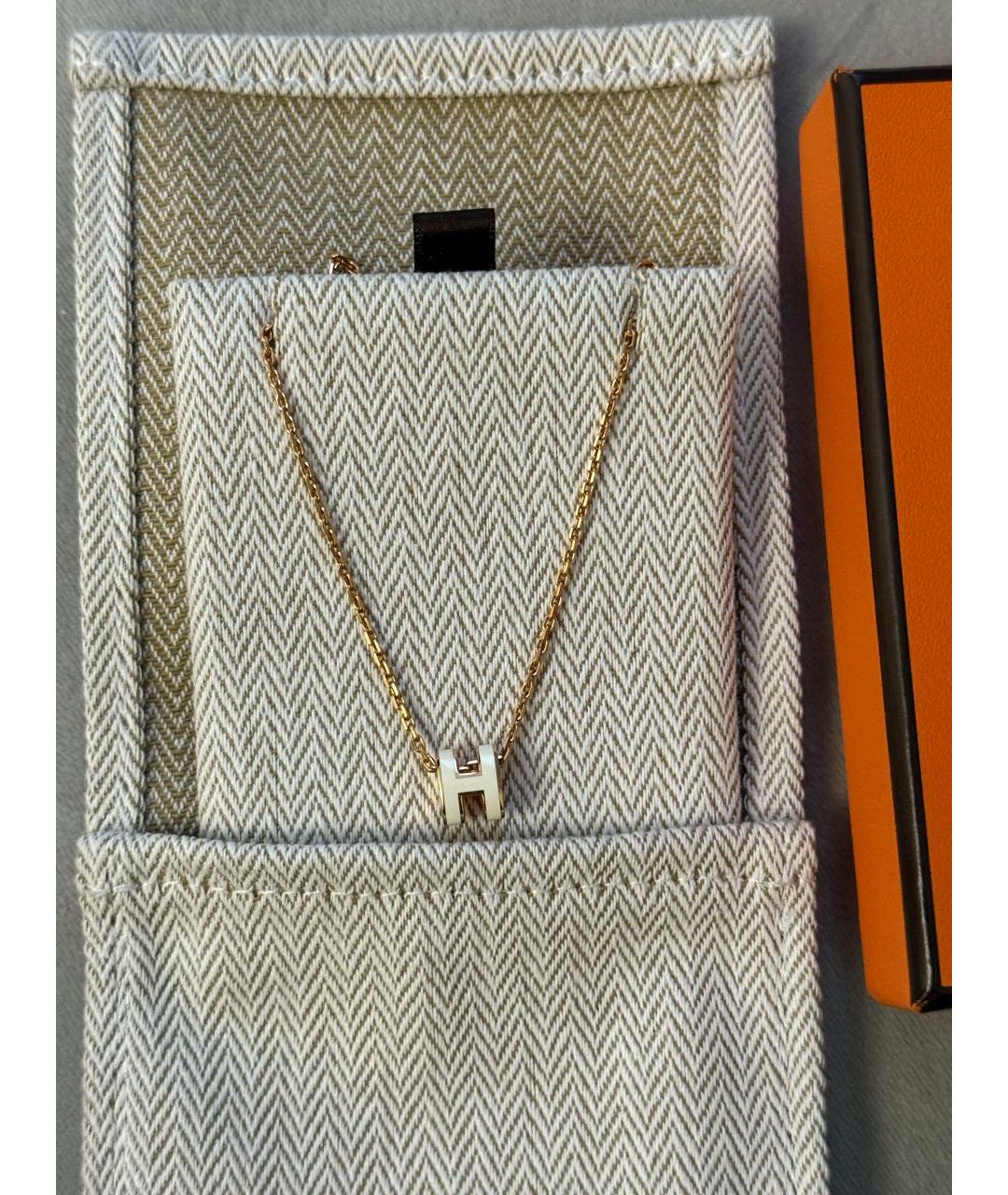 HERMES Бежевый металлический кулон, фото 4