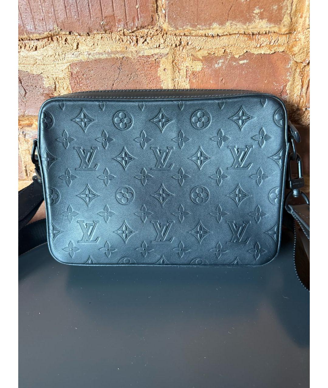 LOUIS VUITTON Черная кожаная сумка на плечо, фото 3